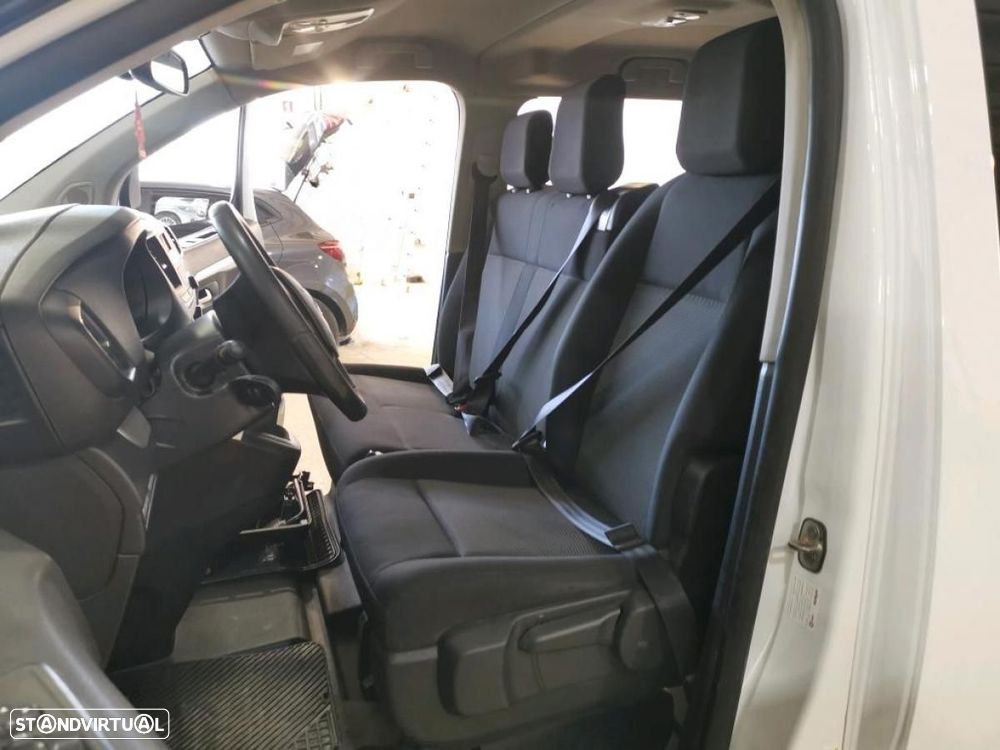 Toyota Proace Verso 1.5 D-4D L2 1.2T Comfort 9L PDL - 3