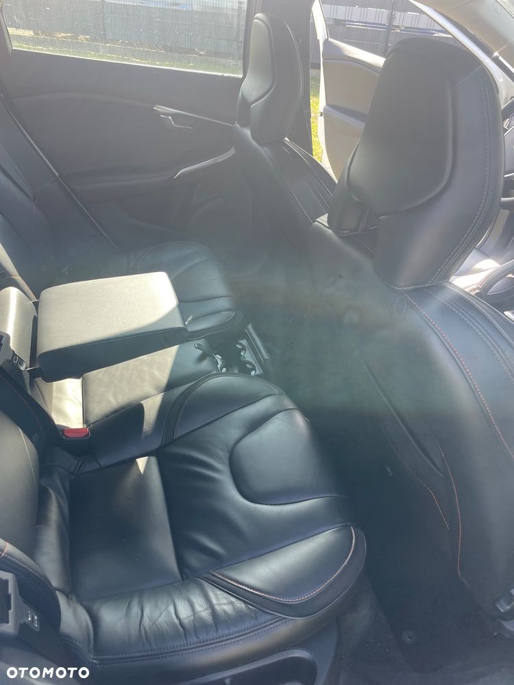 Volvo V40 Cross Country T3 Ocean Race - 15