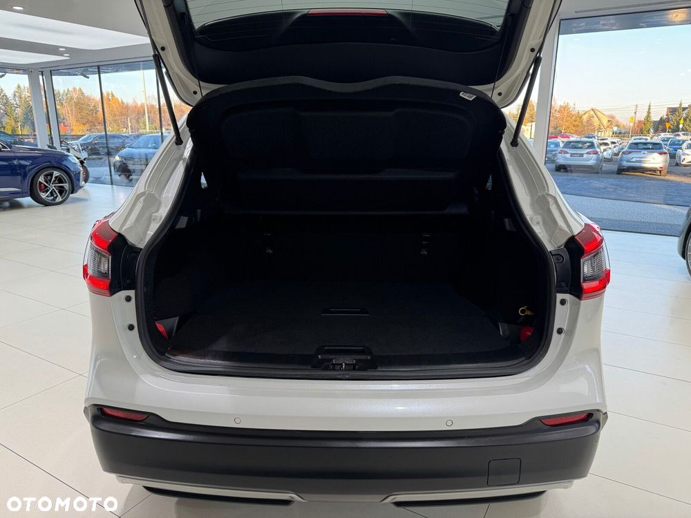 Nissan Qashqai 1.3 DIG-T N-Connecta - 18