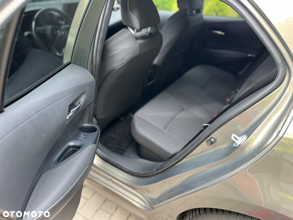 Toyota Corolla - 6