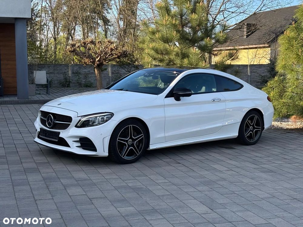 Mercedes-Benz Klasa C 300 9G-TRONIC AMG Line Plus - 2