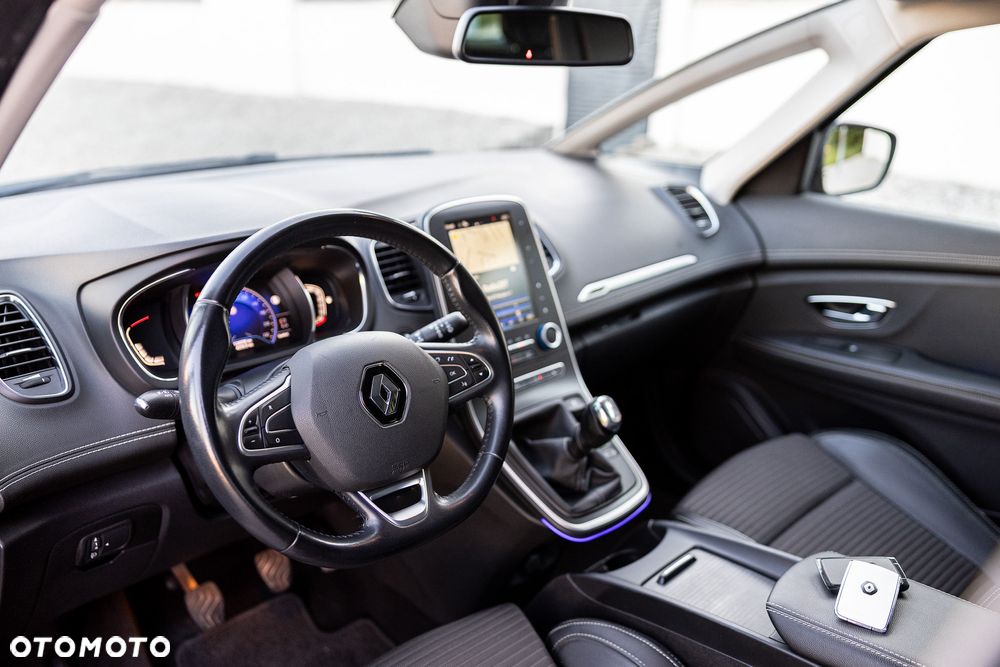 Renault Grand Scenic ENERGY TCe 130 INTENS - 15