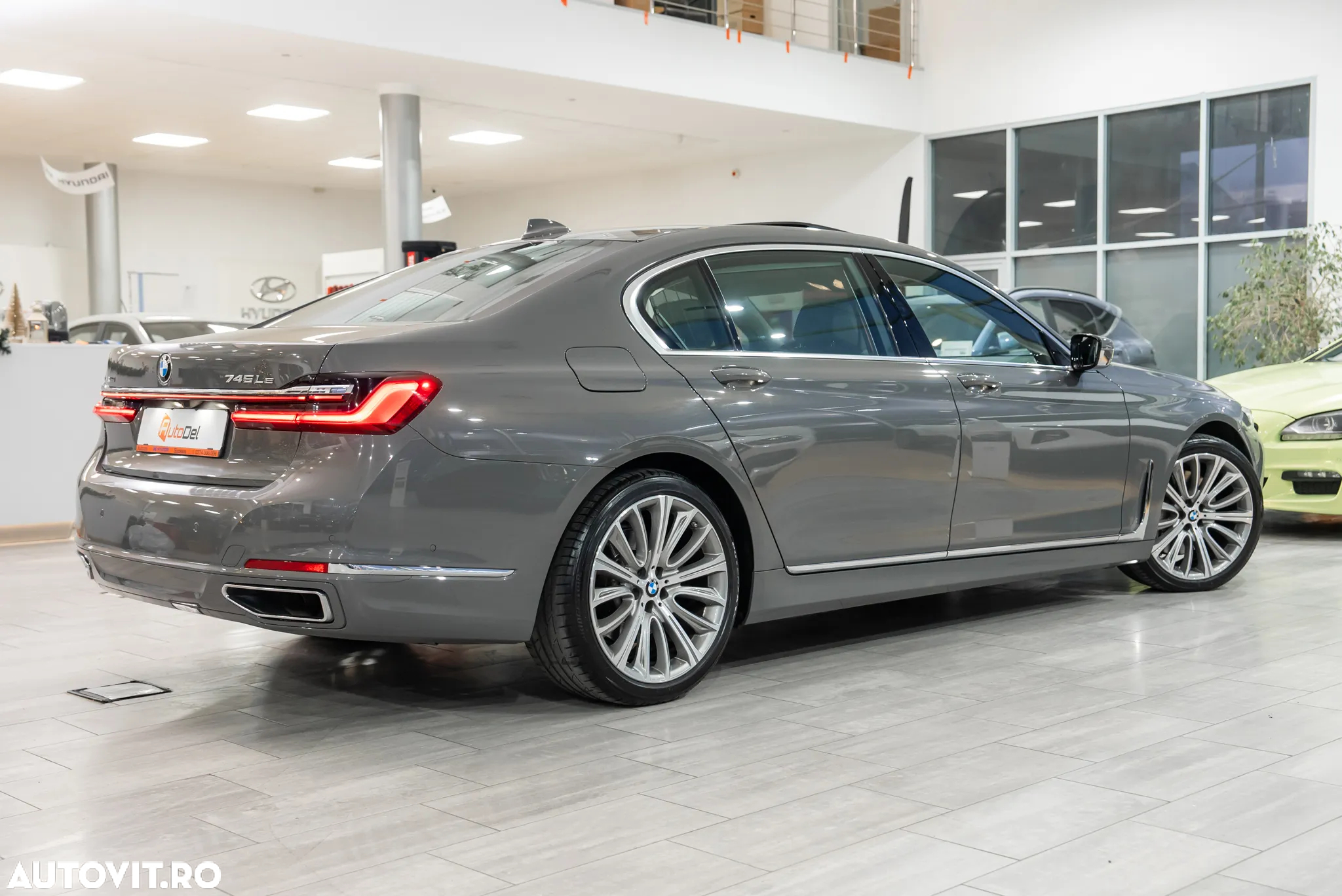 BMW Seria 7 745Le xDrive AT PHEV - 4
