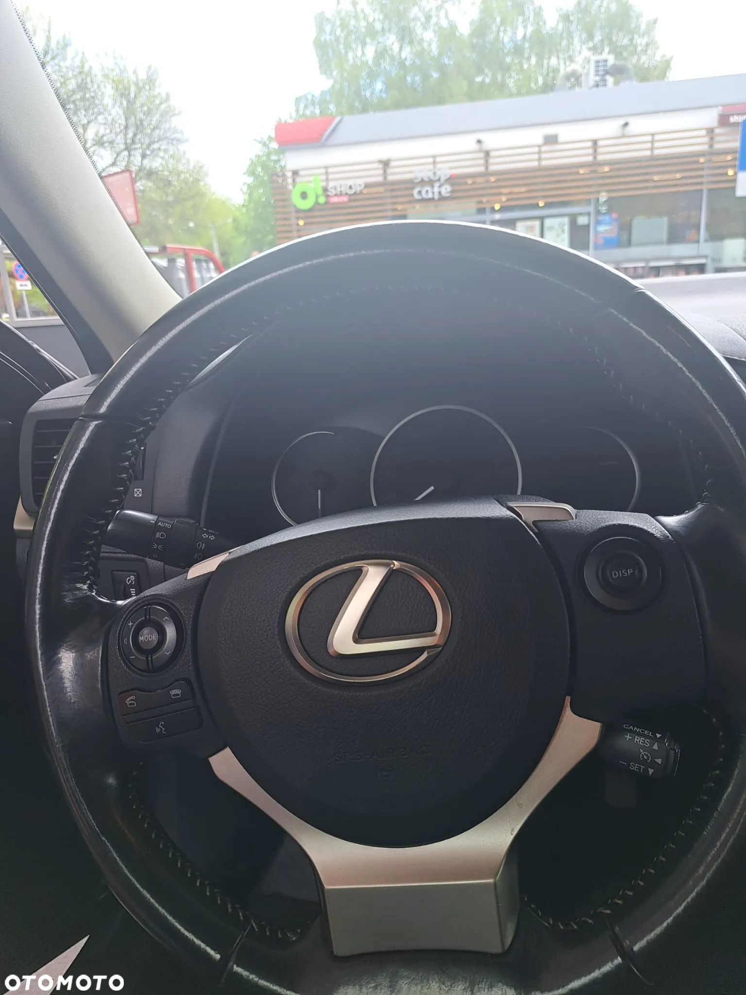 Lexus CT - 8