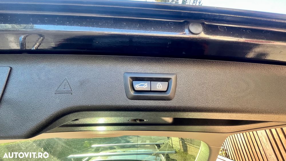 BMW Seria 5 520d Touring Aut. - 9