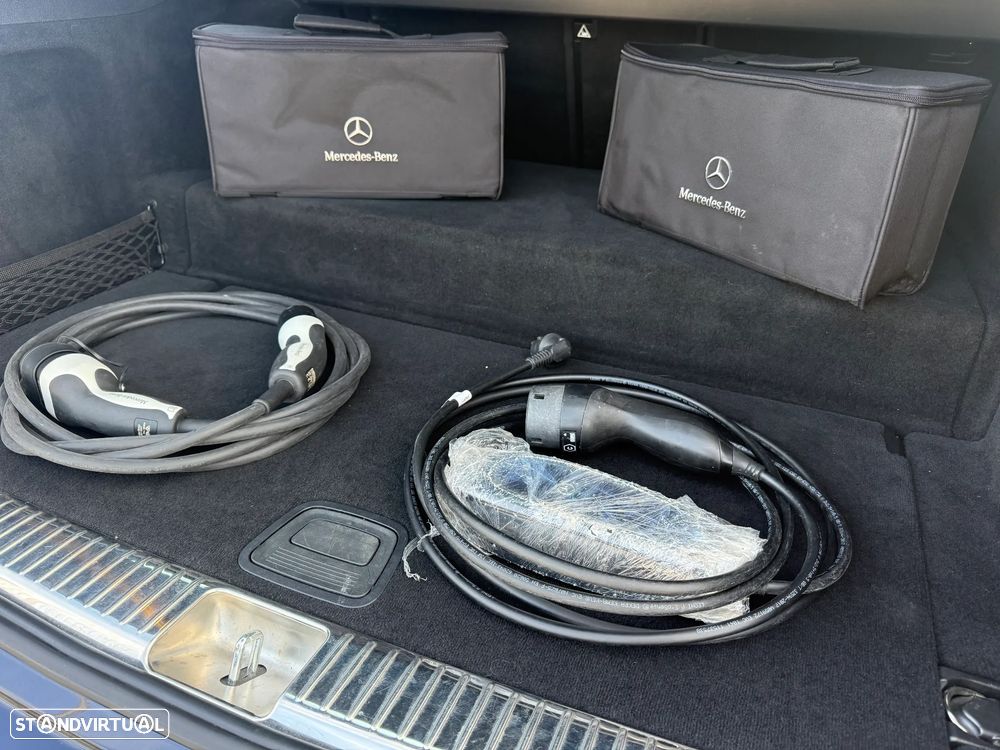 Mercedes-Benz E 300 de Avantgarde 4Matic - 17