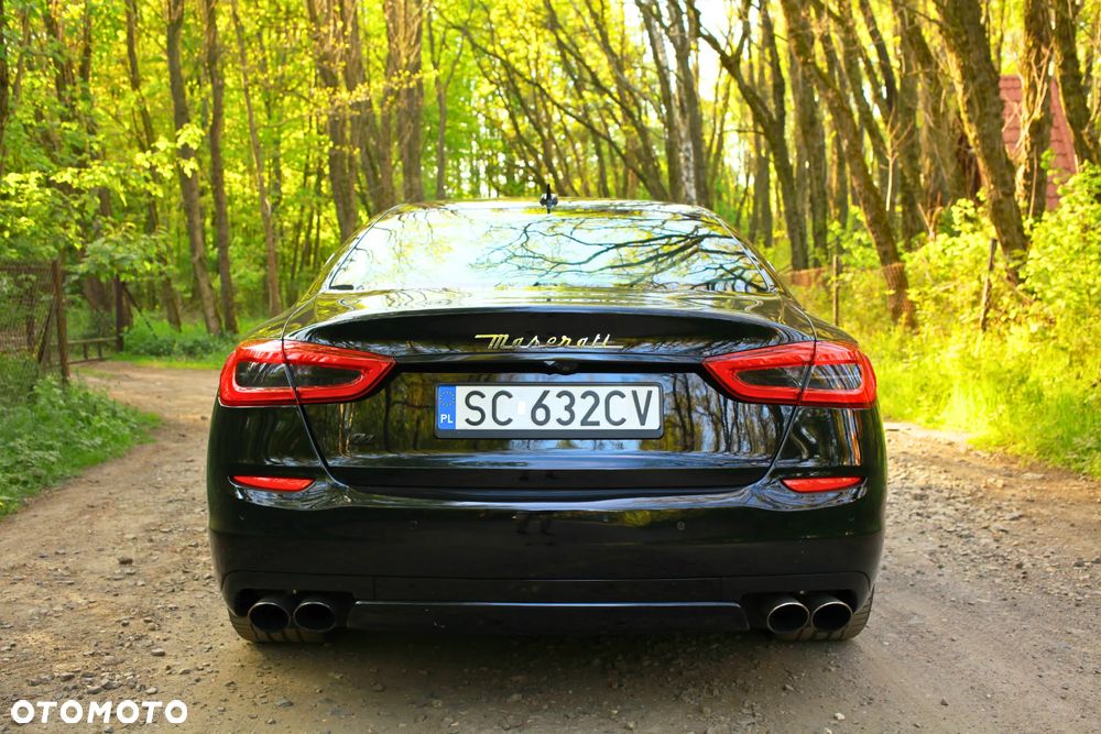Maserati Quattroporte - 7