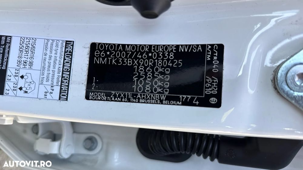 Toyota C-HR 1.8 HSD 122 CP 4x2 CVT Core - 36