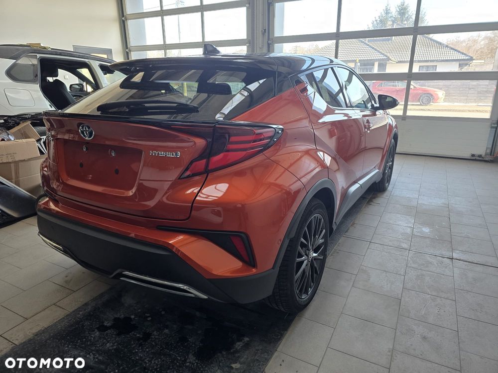 Toyota C-HR - 10