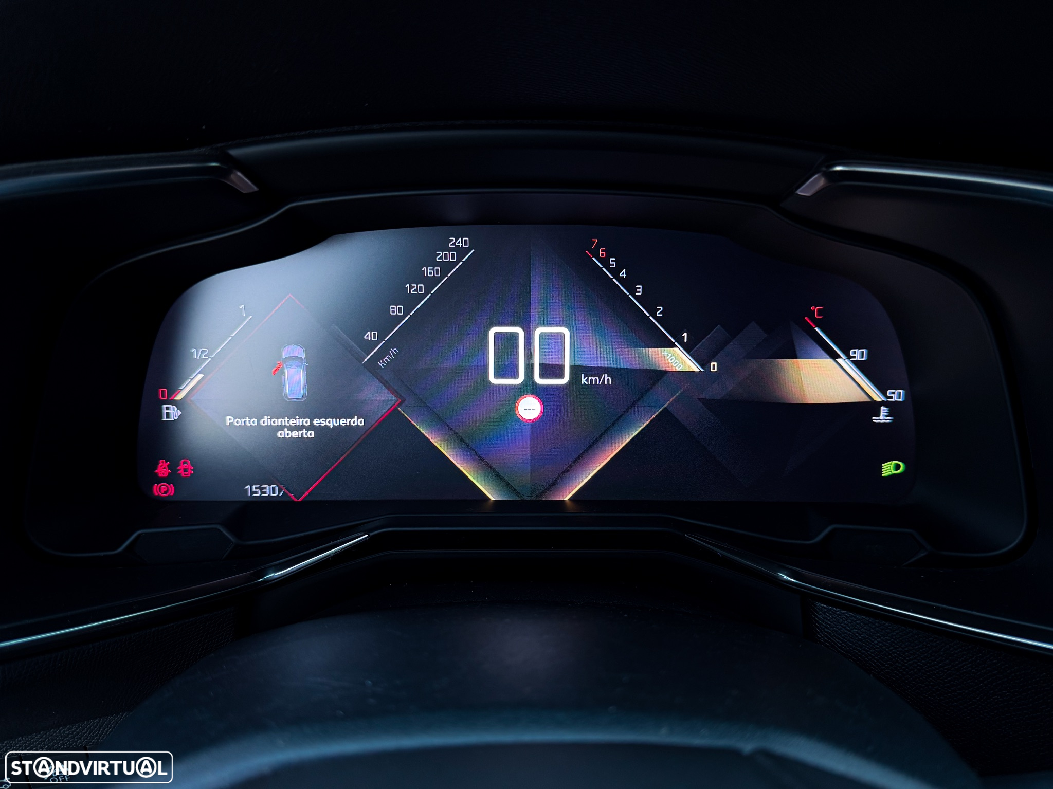 DS DS7 Crossback - 14