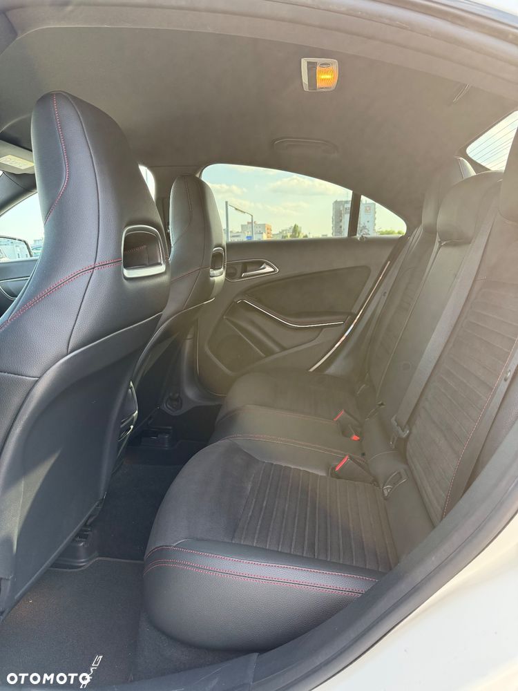 Mercedes-Benz CLA - 23