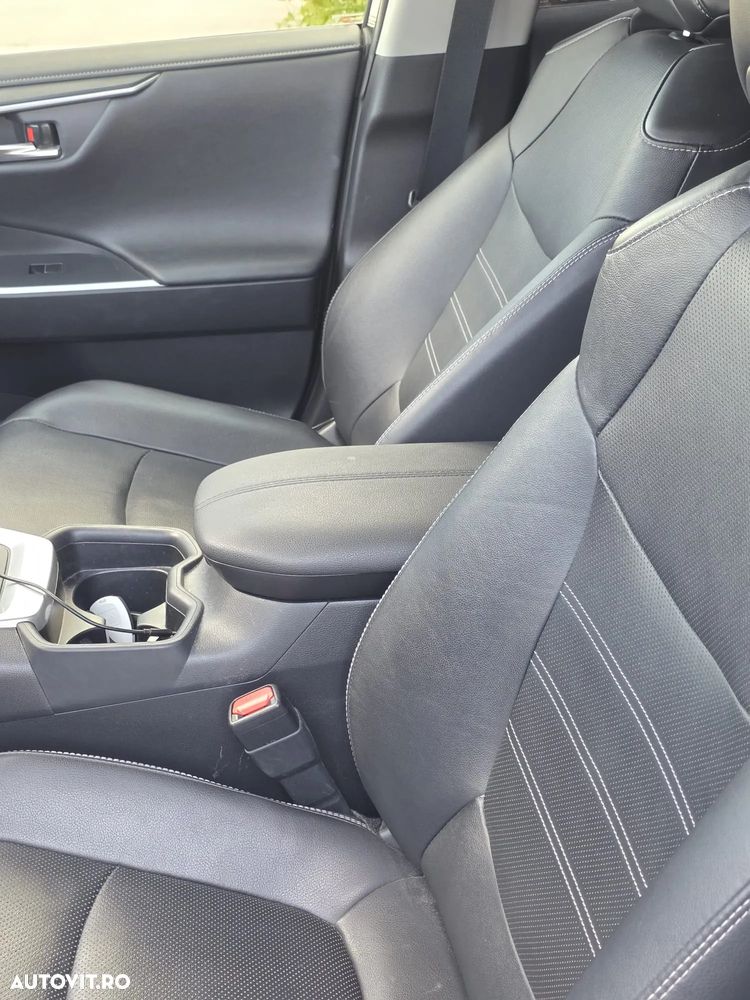 Toyota RAV4 2.5 4x4 Lounge - 15