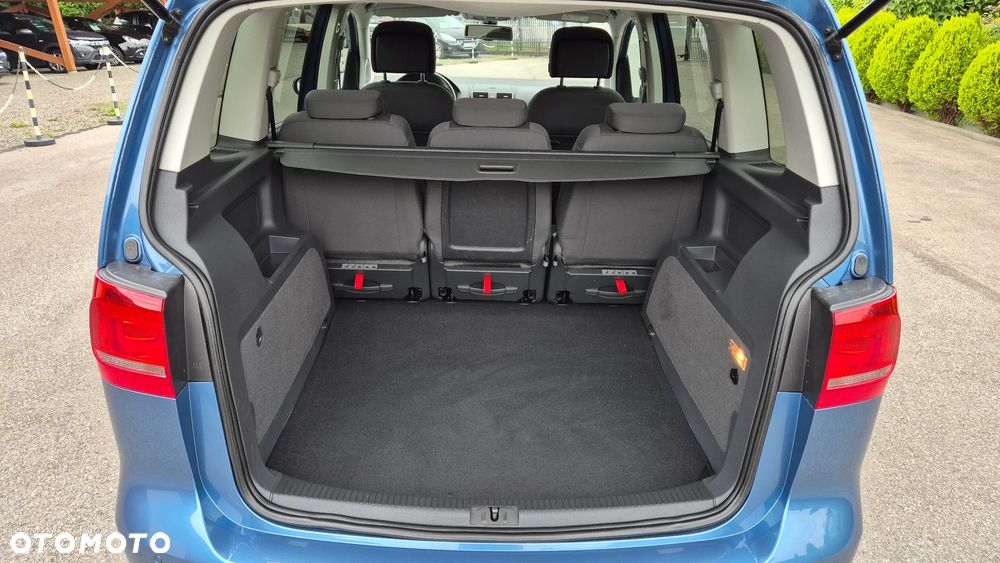 Volkswagen Touran 1.6 TDI DPF Highline - 24