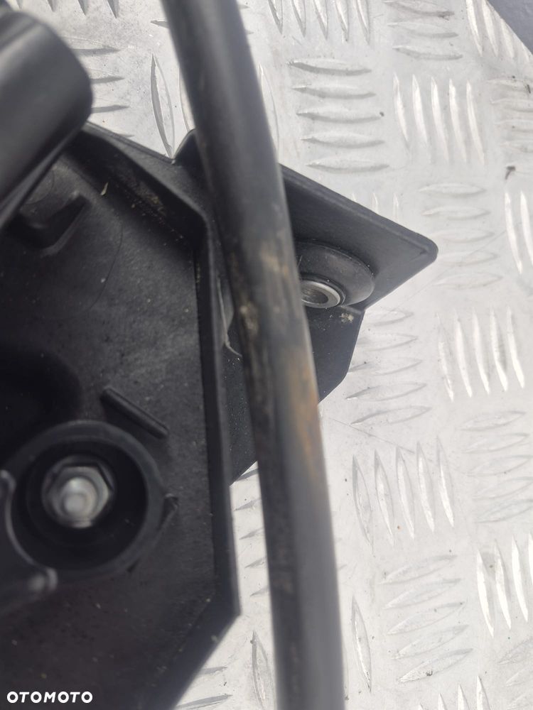 Silniczek hamulca ręcznego Citroen C4 I Picasso 9673081780 - 3
