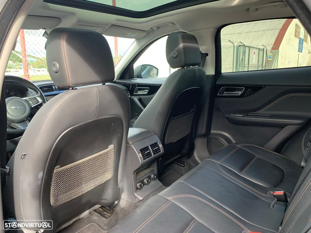 Jaguar F-Pace 2.0 i4D R-Sport Aut. - 13