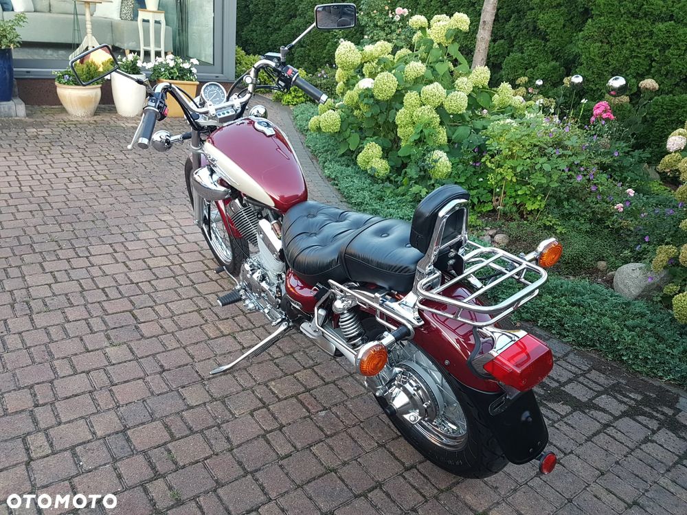 Yamaha XV - 17