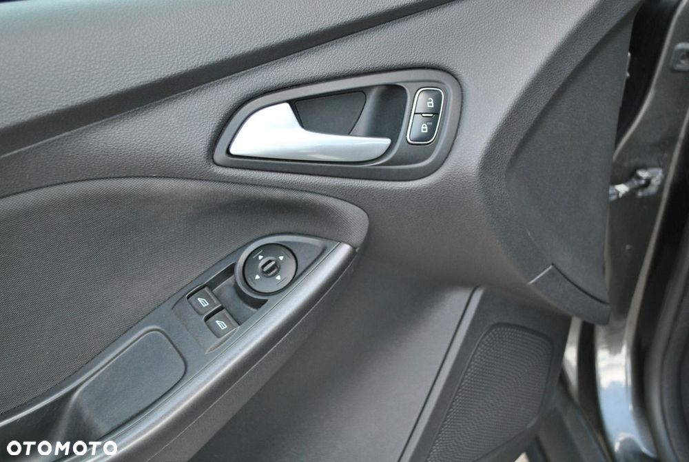 Ford Focus 1.6 Gold X - 14