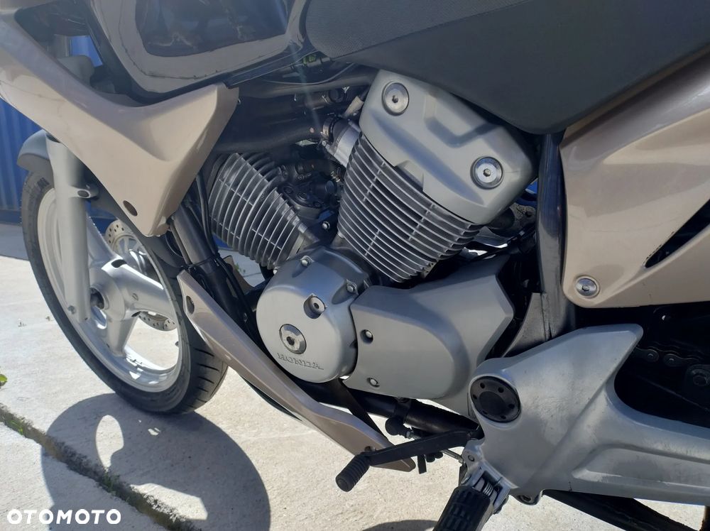 Honda Varadero - 12