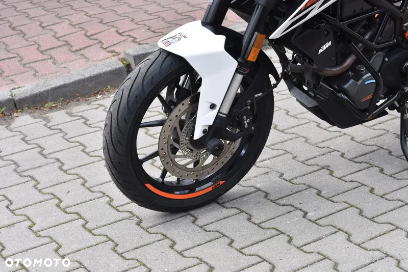 KTM Duke - 21