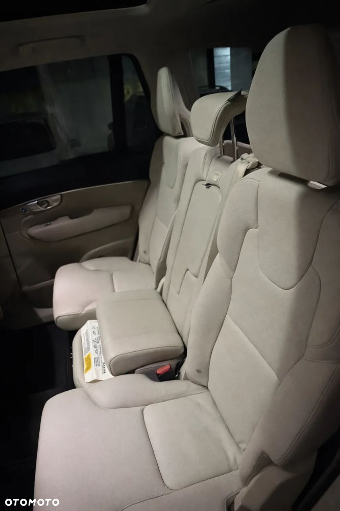 Volvo XC 90 T5 AWD Momentum Pro 7os - 9