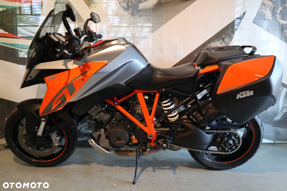 KTM Super Duke - 5