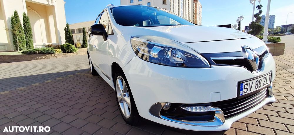 Renault Grand Scenic 1.6 dCi Stop&Start Energy Privilege - 37