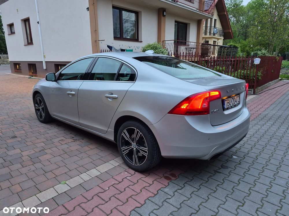 Volvo S60 T5 Powershift - 4