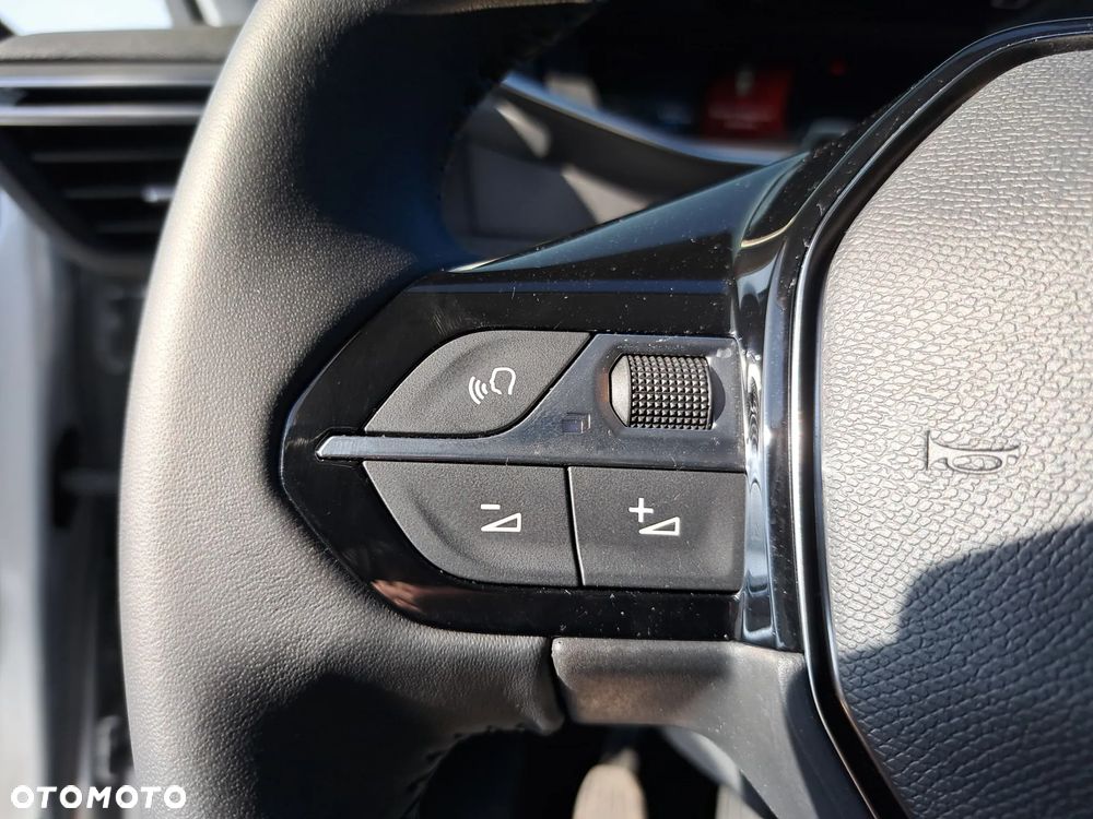 Peugeot 208 1.2 PureTech Allure S&S - 20