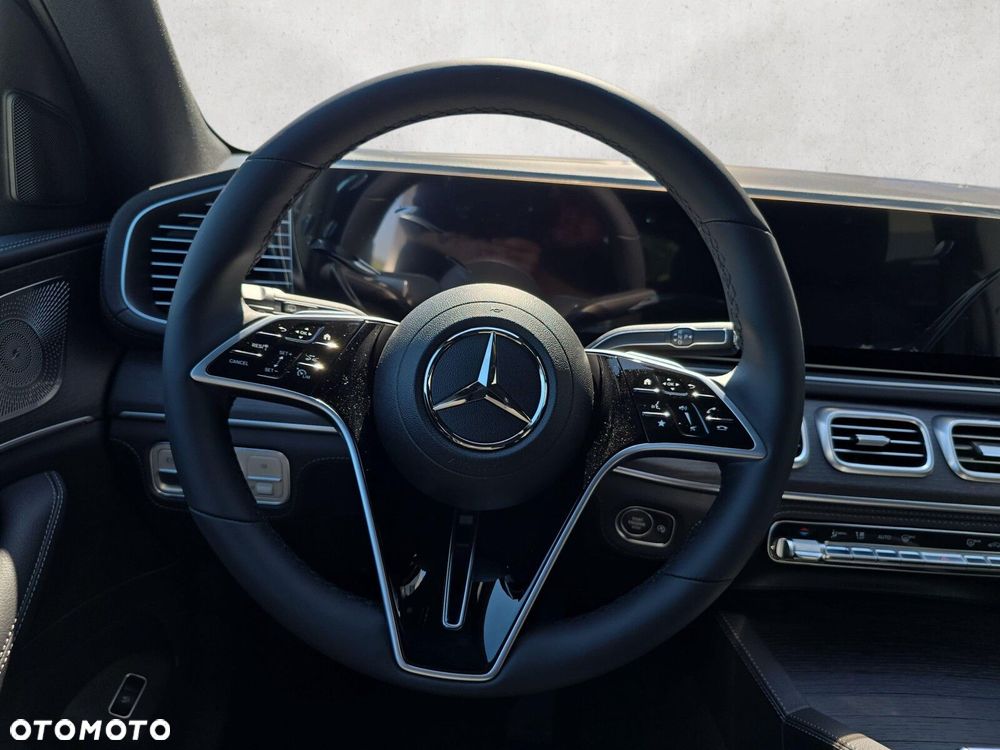 Mercedes-Benz GLE - 15