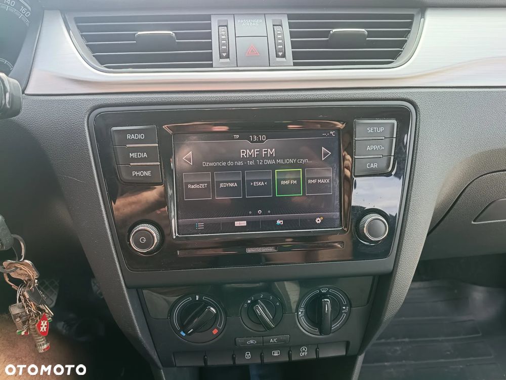 Skoda RAPID 1.0 TSI Ambition - 18