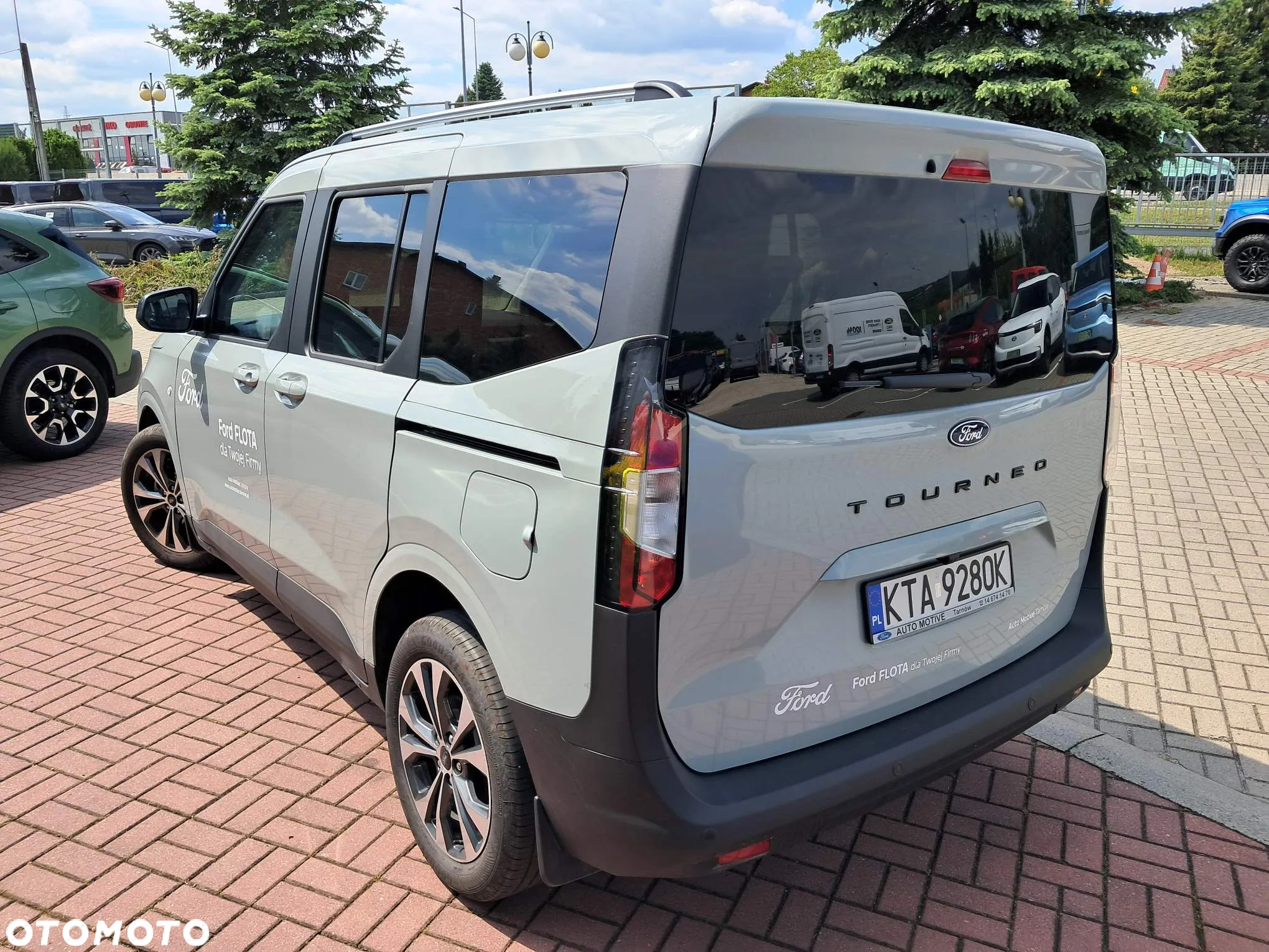 Ford Tourneo Courier 1.0 EcoBoost Titanium - 8