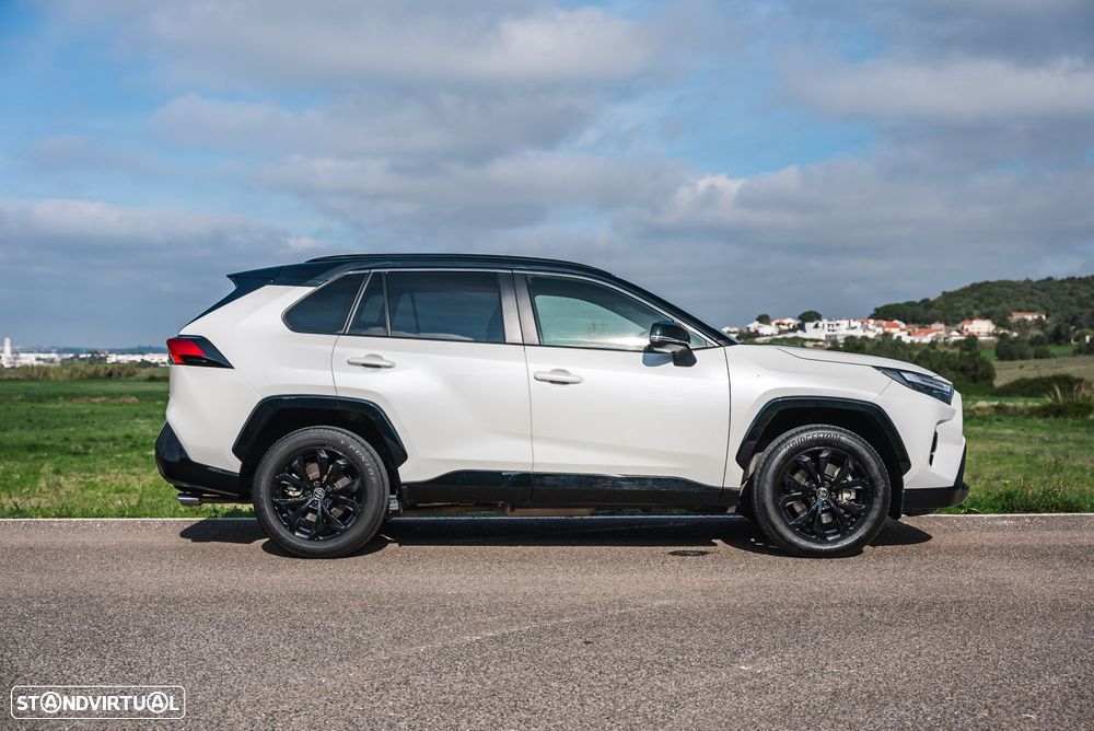 Toyota RAV4 2.5 HDF Square Collection - 28