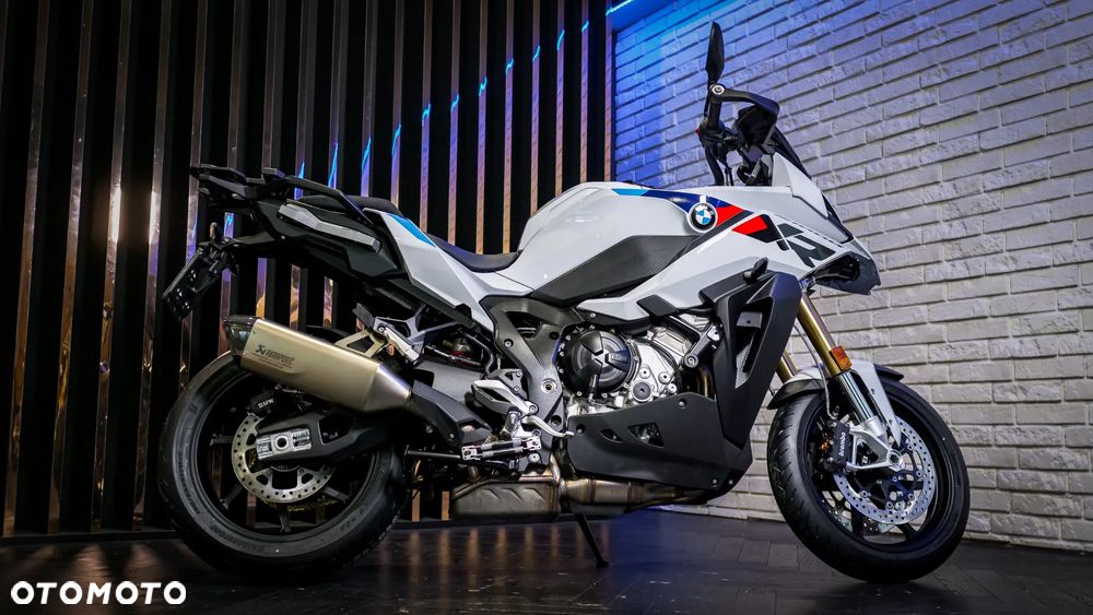 BMW S - 3