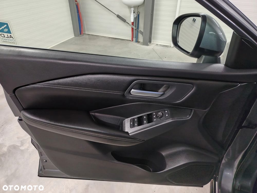 Nissan Qashqai 1.3 DIG-T MHEV N-Connecta - 19