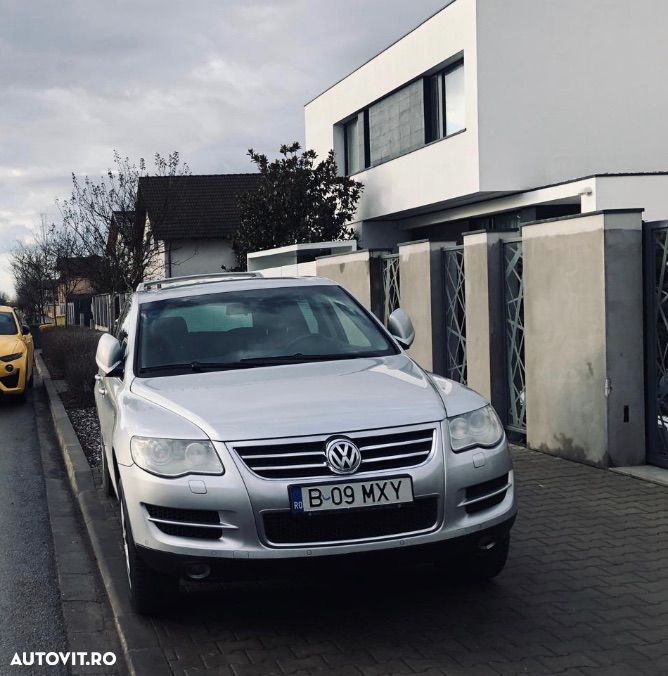 Volkswagen Touareg - 7