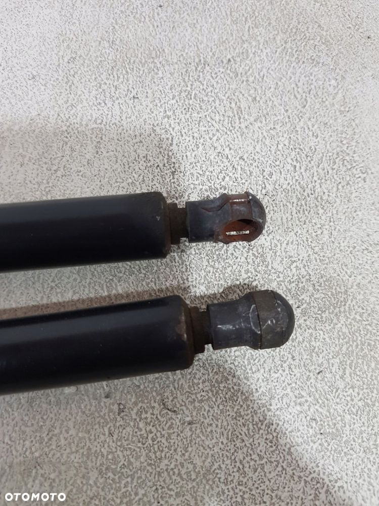 TELESKOP SIŁOWNIK KLAPY TYŁ 7178273 BMW E61 LCI EUR - 5