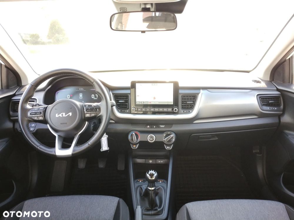 Kia Stonic 1.2 M - 24