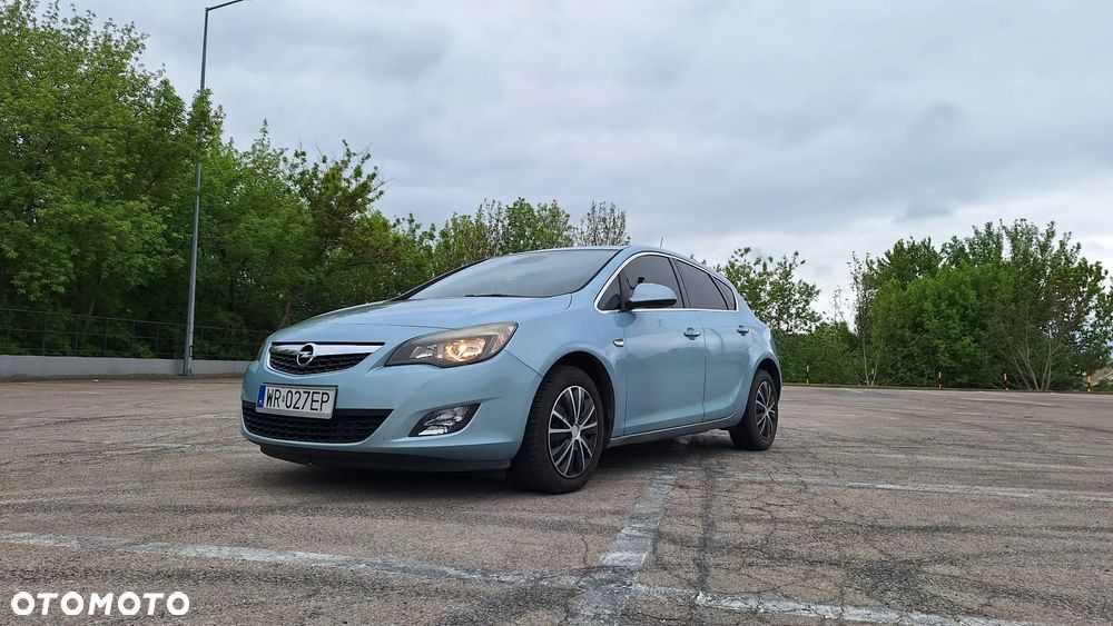 Opel Astra 1.6 T Sport - 1