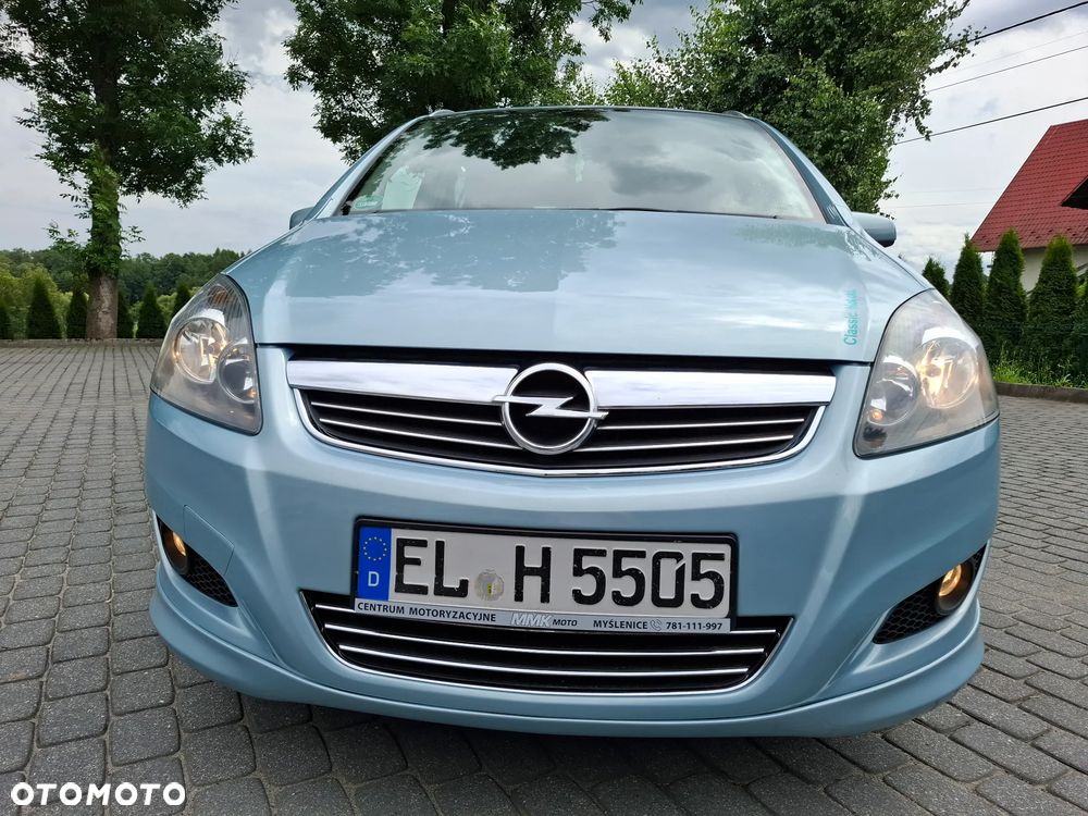 Opel Zafira 1.8 Sport - 17