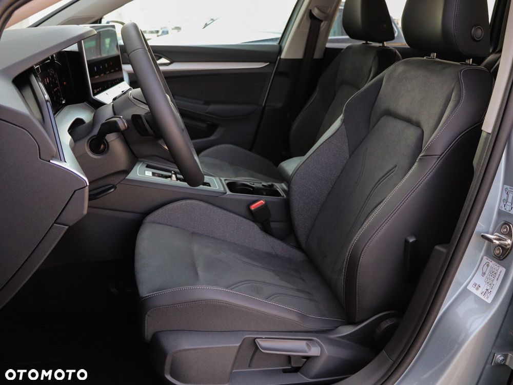 Volkswagen Golf - 11