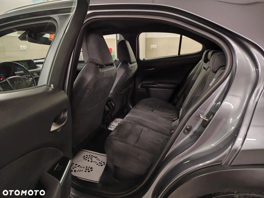 Lexus UX 250h Elegance 2WD - 21