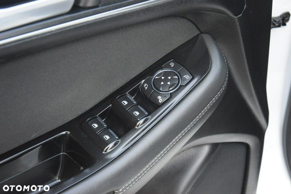 Ford S-Max 2.0 TDCi Titanium - 40