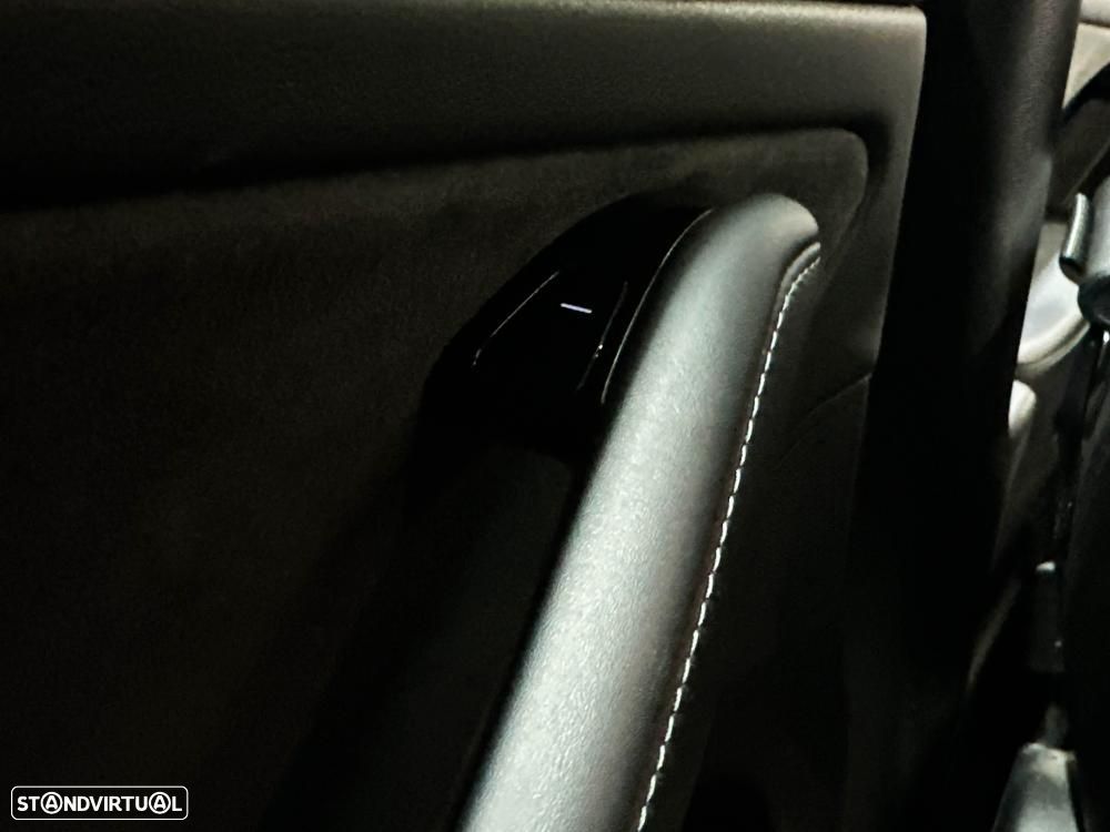 Tesla Model 3 Performance Dual Motor AWD - 23