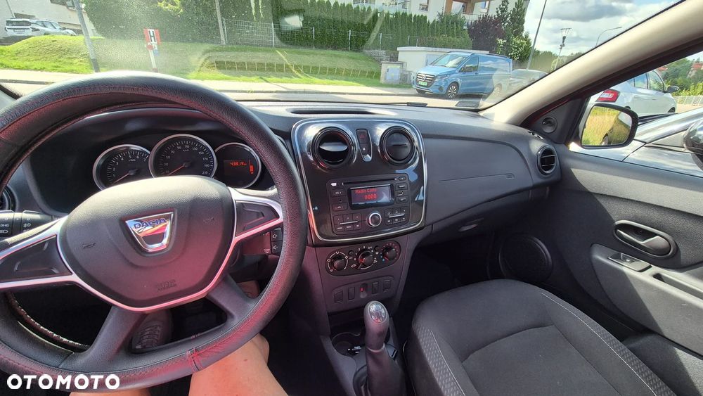 Dacia Sandero 1.2 16V Laureate EU6 - 8