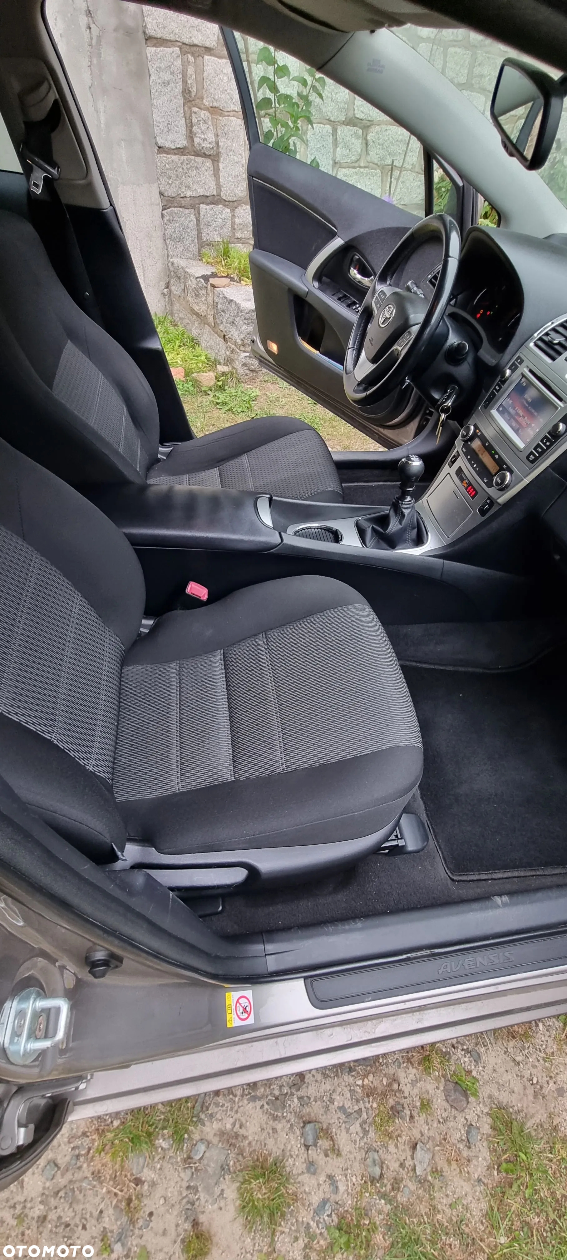 Toyota Avensis - 5