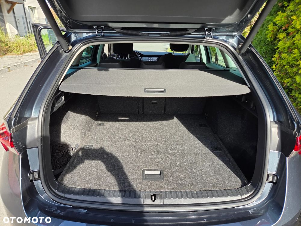 Skoda Octavia 2.0 TDI DSG Style - 23