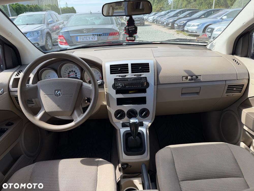 Dodge Caliber 1.8 SE - 25