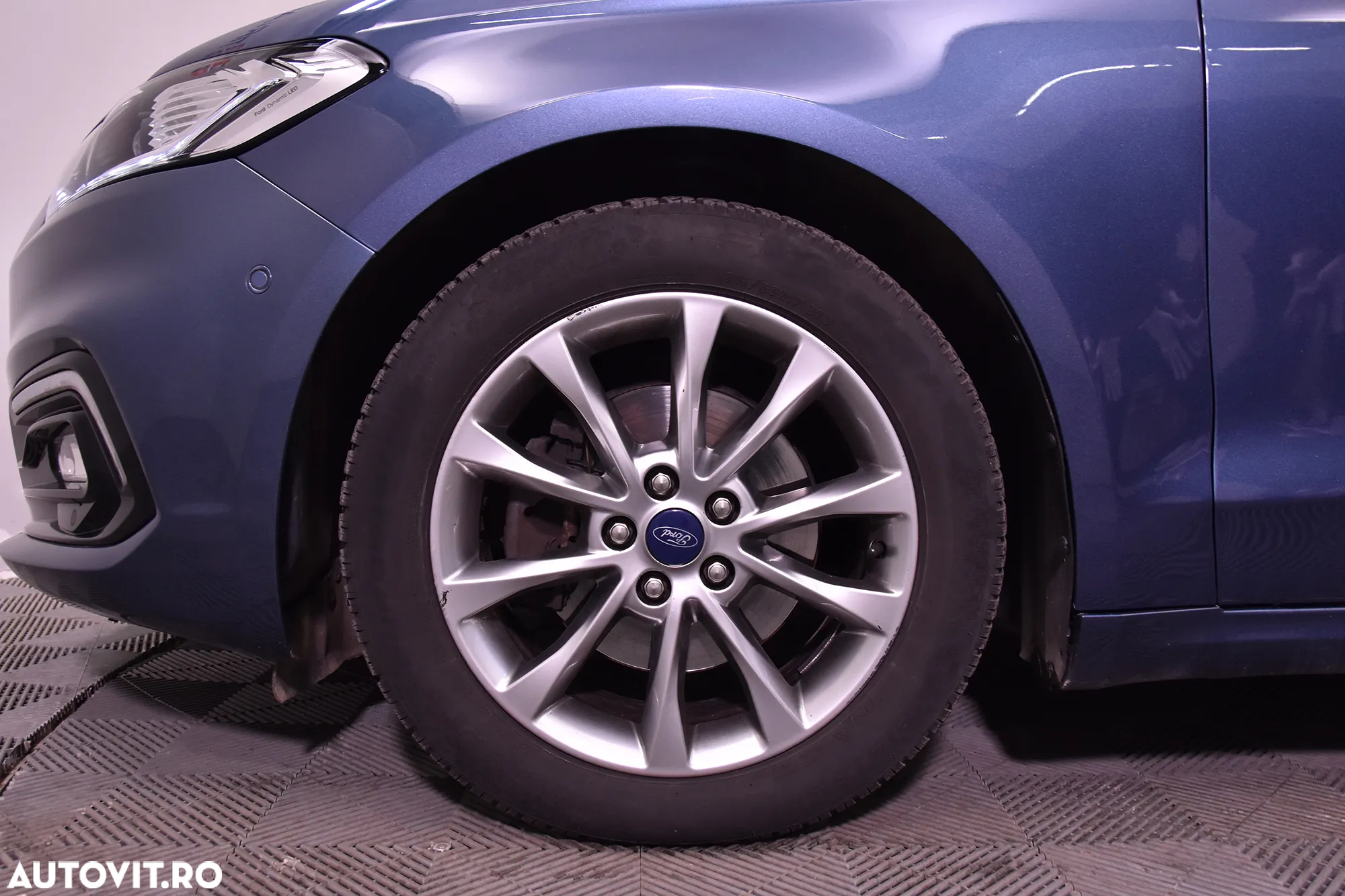 Ford Mondeo - 12