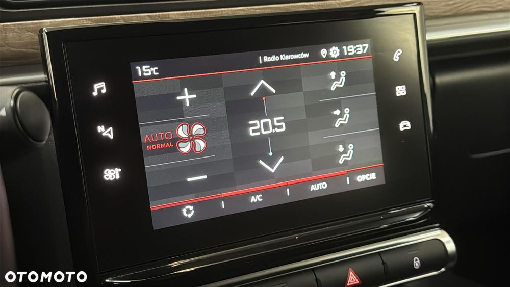 Citroën C3 1.2 PureTech Max EAT6 - 22