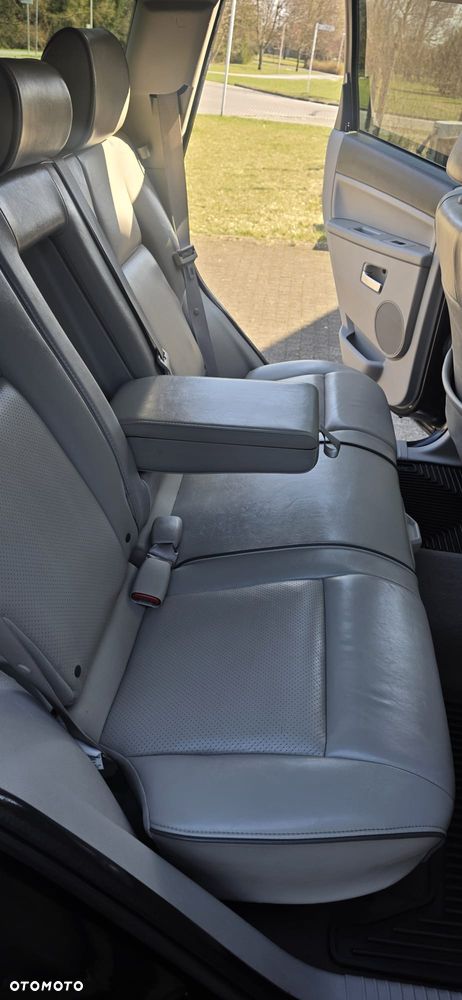 Jeep Grand Cherokee 3.0 CRD Overland Summit - 39